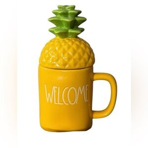 Rae Dunn Coffee Mugs with Decorative ceramic Lids, Welcome/Pineapple/Yellow